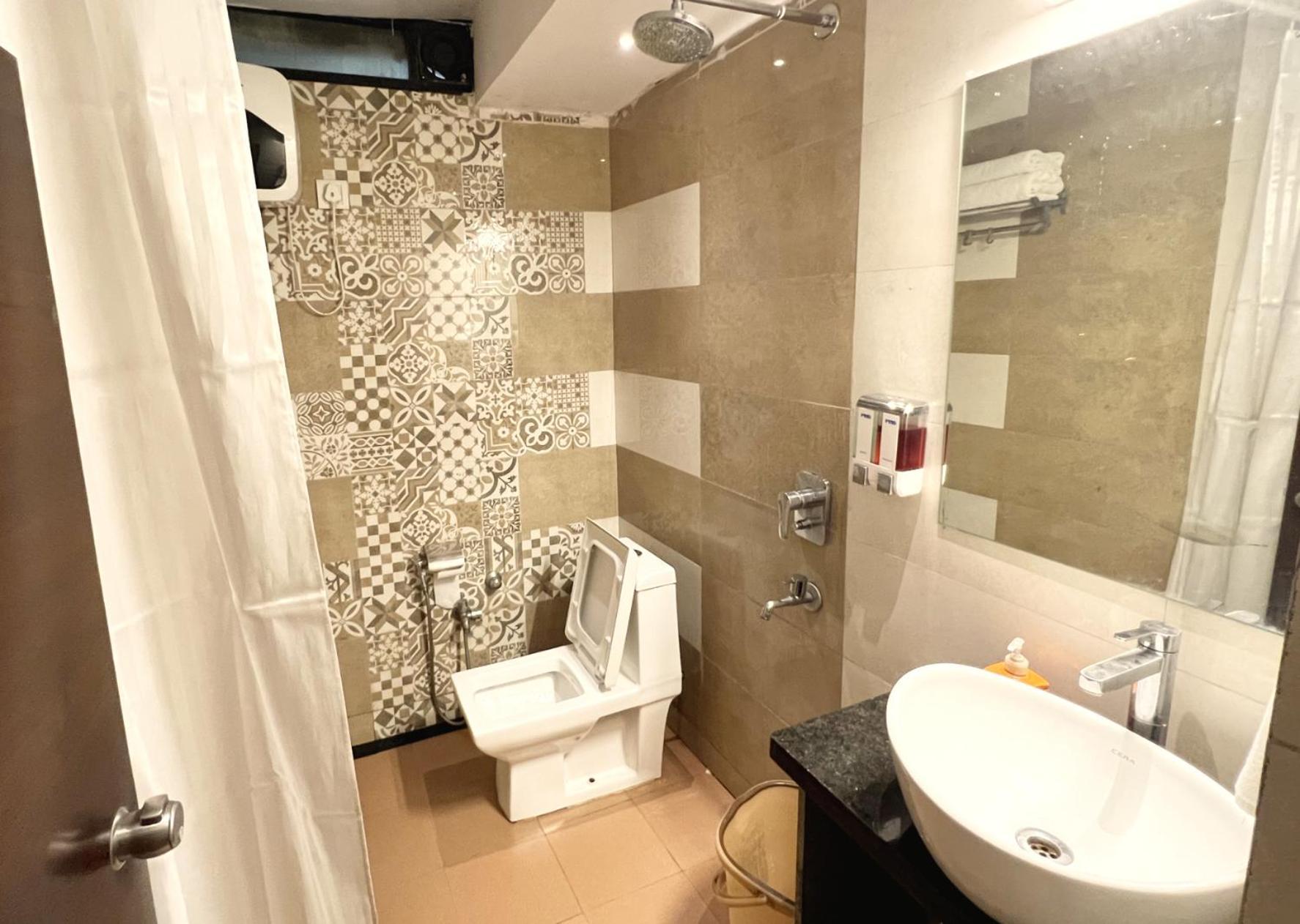 Royal Palms Luxury Service Apartment Nagpur Esterno foto
