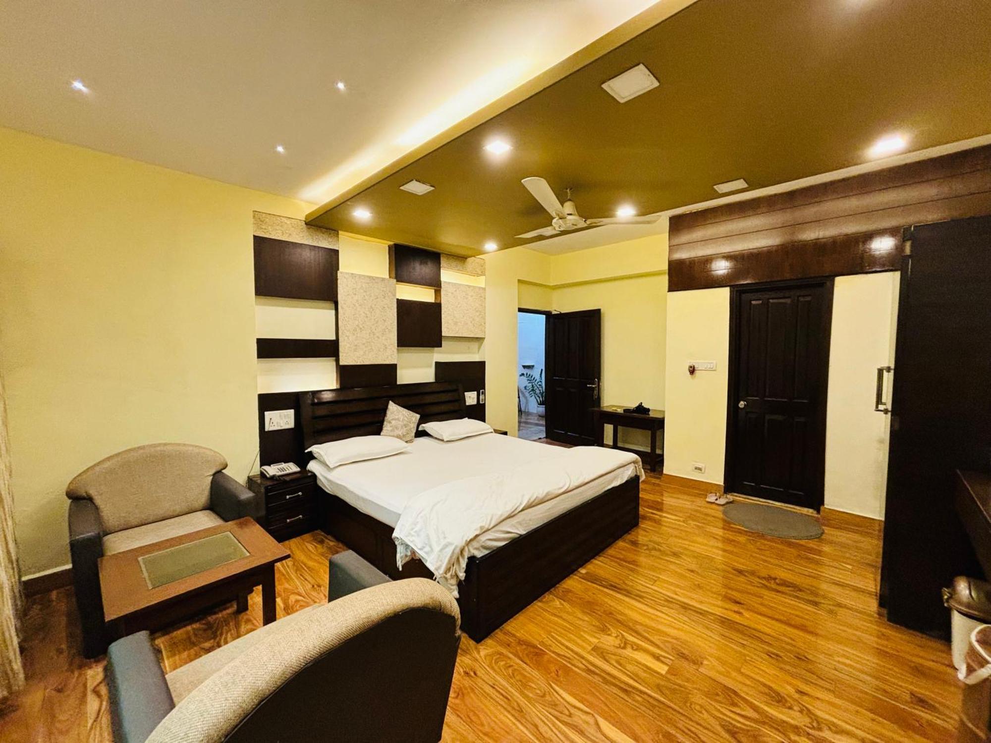 Royal Palms Luxury Service Apartment Nagpur Esterno foto
