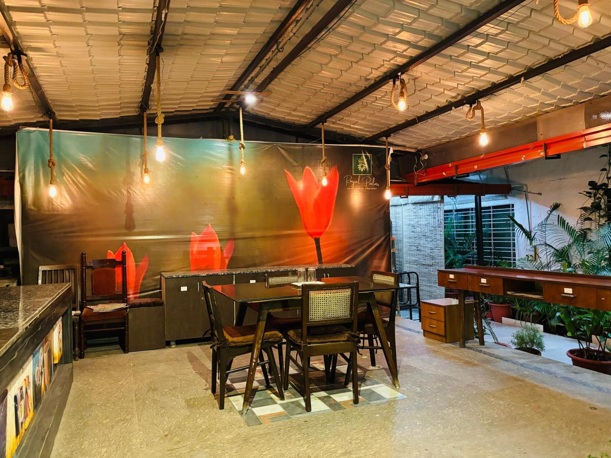 Royal Palms Luxury Service Apartment Nagpur Esterno foto